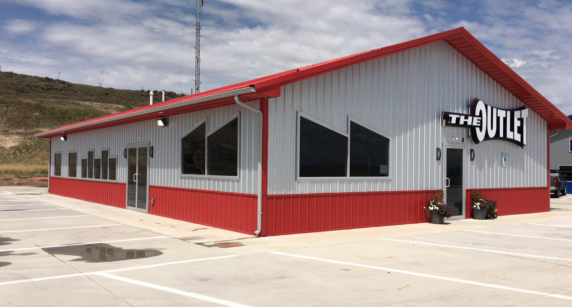 Circle R Steel, LLC. – Your siding supply and metal headquarters.